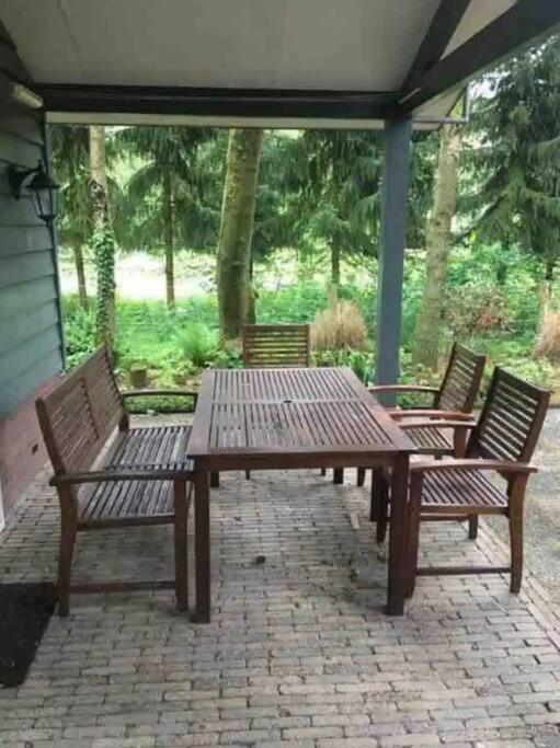 Heerlijk Huis In Een Prachtige Bosrijke Omgeving. Путен Екстериор снимка